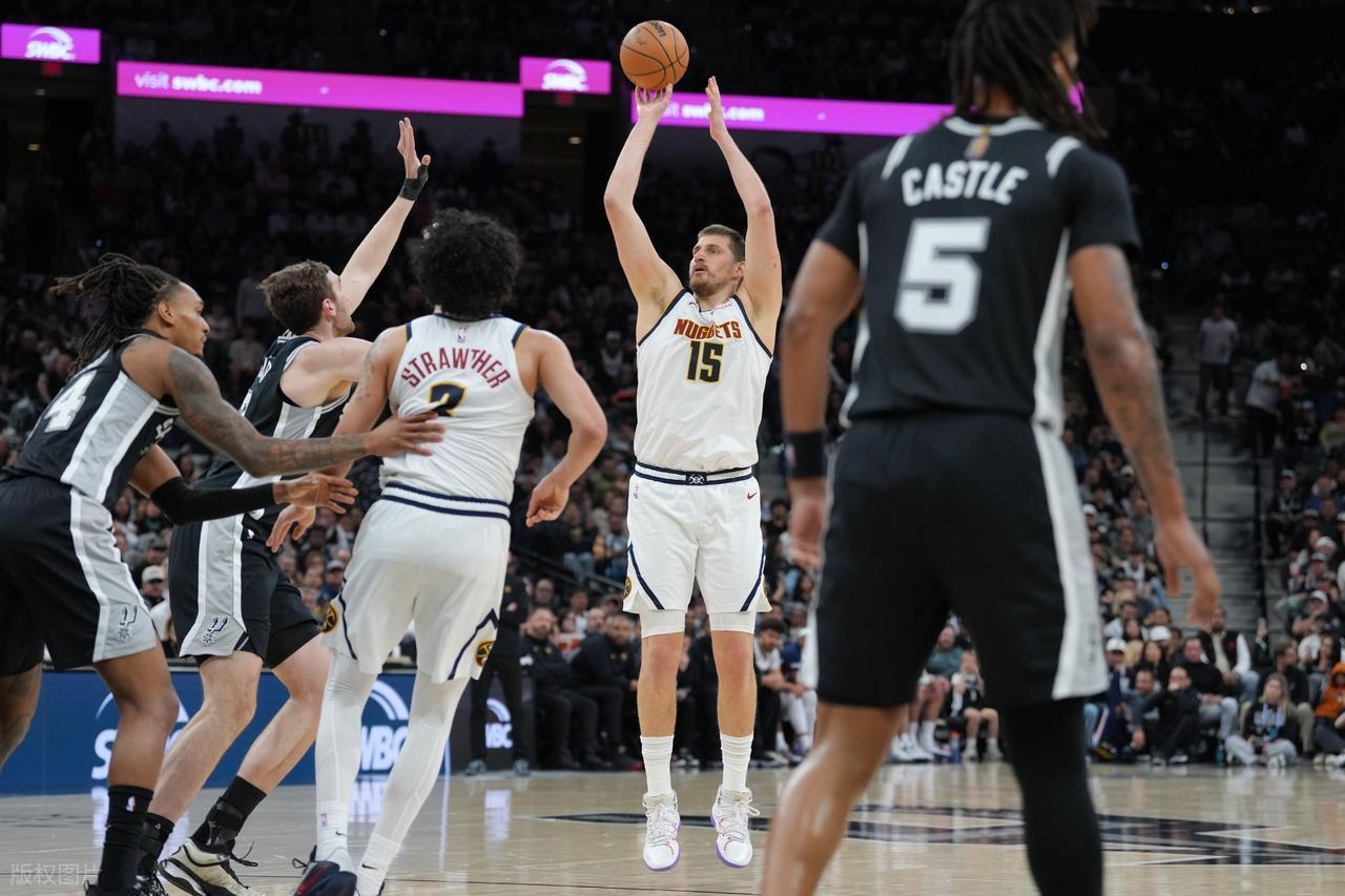 开云体育下载-湖人险胜掘金！5大功臣出炉，穆雷14中1，约基奇空砍历史第2神迹